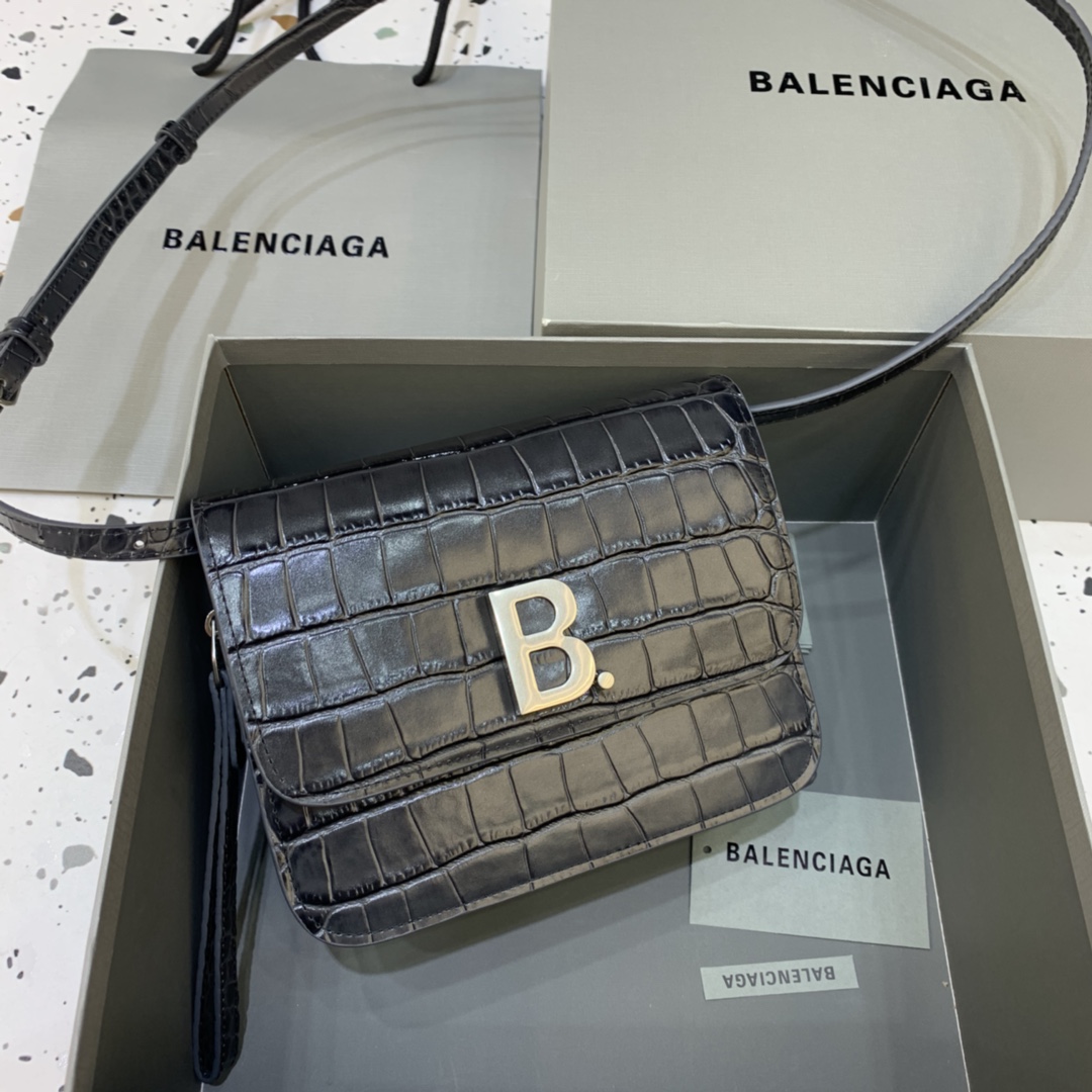 Balenciaga Small Woc Crocodile Embossed Shoulder Bag Black/Silver